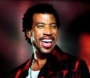 Lionel Richie felesége maga a megtestesült mohóság