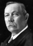 Kegyetlen életrajz Sir Conan Doyle-ról