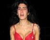 Kórházba szállították Amy Winehouse-t