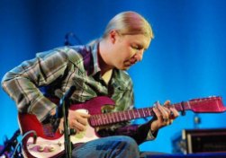 Dupla koncertalbum Derek Trucks bandájától