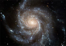A Szélkerék-galaxisról készített felvételeket a NASA négy űrteleszkópja
