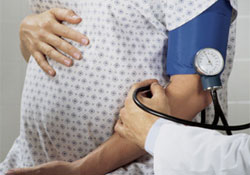 A terhességi magas vérnyomás befolyásolhatja a gyermek felnőttkori gondolkodóképességét