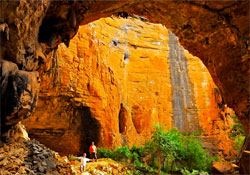 Ötezer éves barlangrajzokat fedeztek fel Indiában