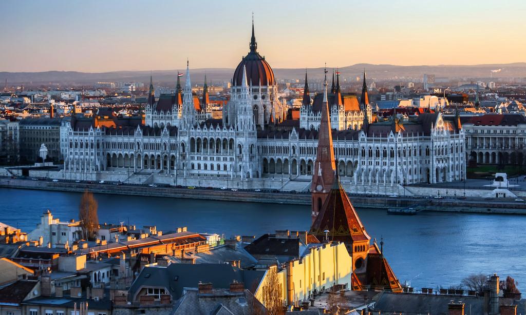 10 dolog, amiről mindenképpen tudnod kell, mielőtt Budapestre utazol