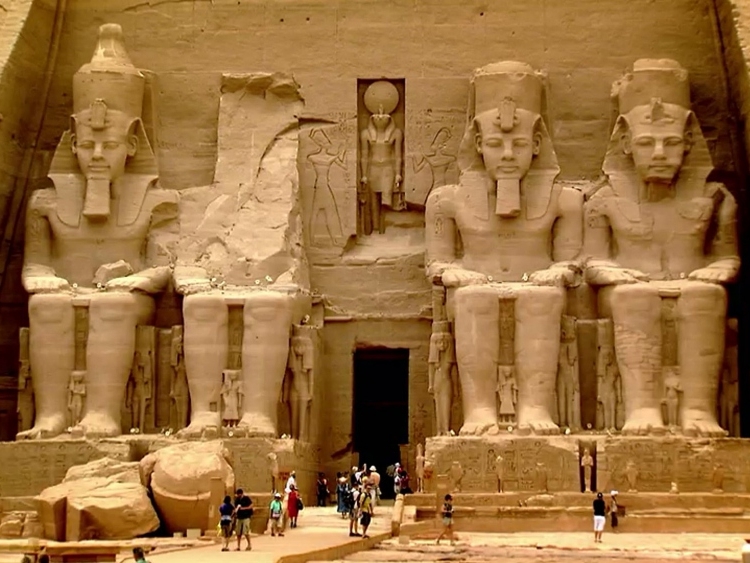 Egyiptom újabb titkai bukkannak fel a homok alól